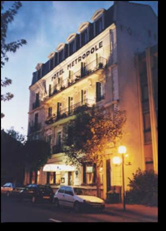 Arcantis Hotel Metropole Châtel-Guyon Buitenkant foto